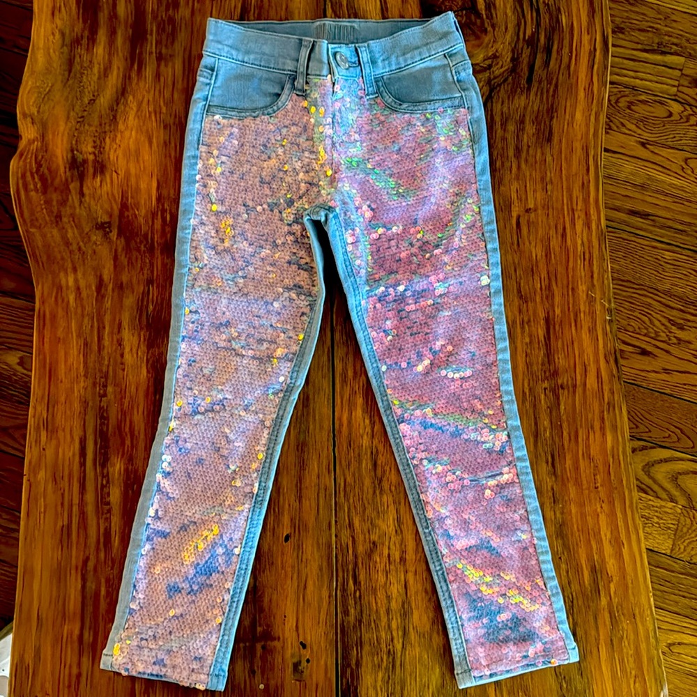 Justice Jeans w/ sequins 
Size 7
Like new